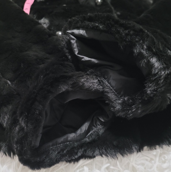 American Eagle Outfitters Faux Fur Cropped Jacket in XS - Picture 6 of 9